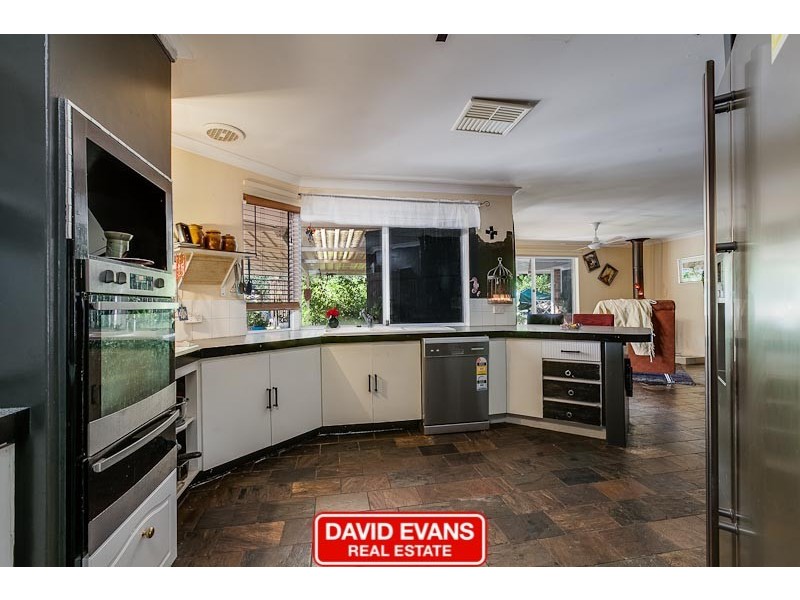 19 Fairway Crescent, Meadow Springs WA 6210