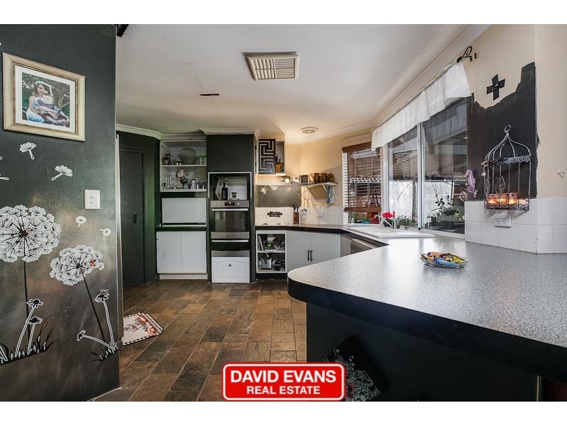 19 Fairway Crescent, Meadow Springs WA 6210