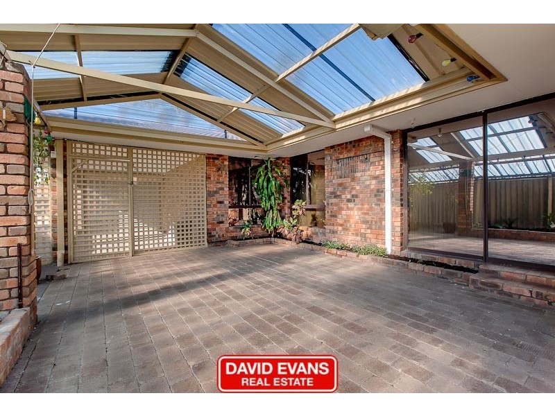 5 Montego Close, Safety Bay WA 6169