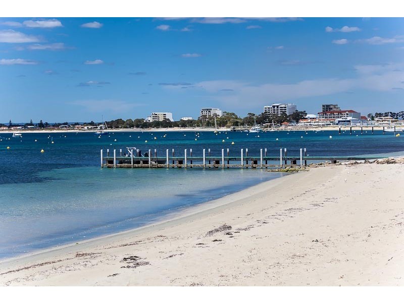 141 Kent Street, Rockingham WA 6168