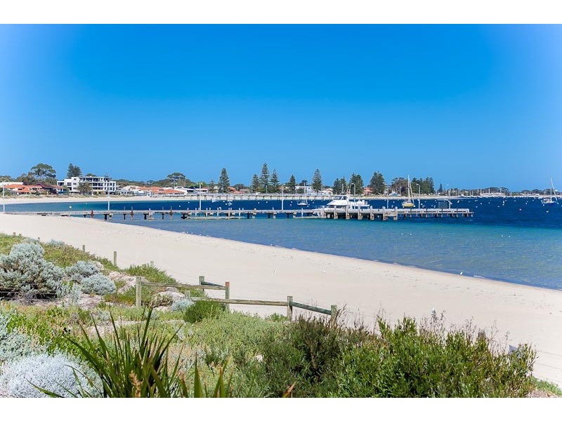 141 Kent Street, Rockingham WA 6168