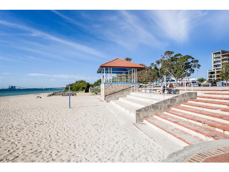 141 Kent Street, Rockingham WA 6168