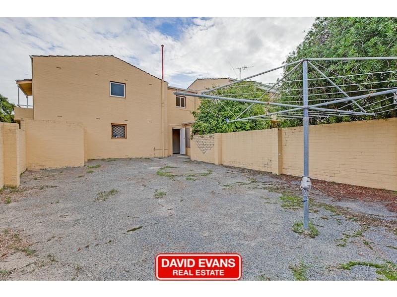 8/15 Corvus Place, Rockingham WA 6168