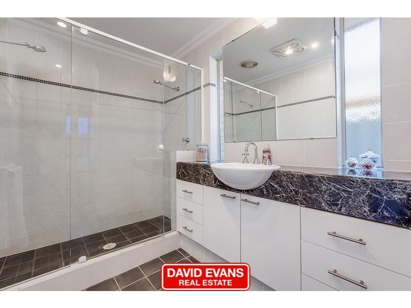 8 Emden Link, Port Kennedy WA 6172