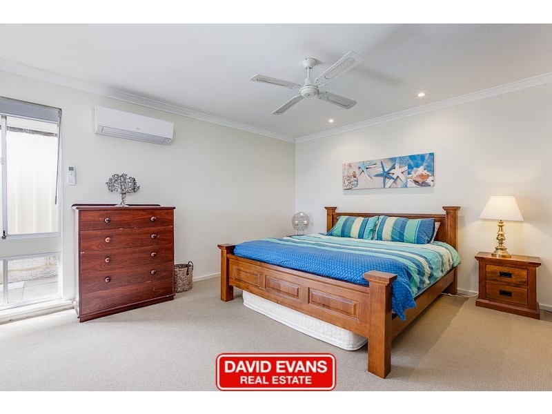 18 Noreena Avenue, Golden Bay WA 6174