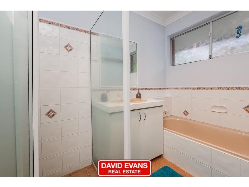 18 Noreena Avenue, Golden Bay WA 6174