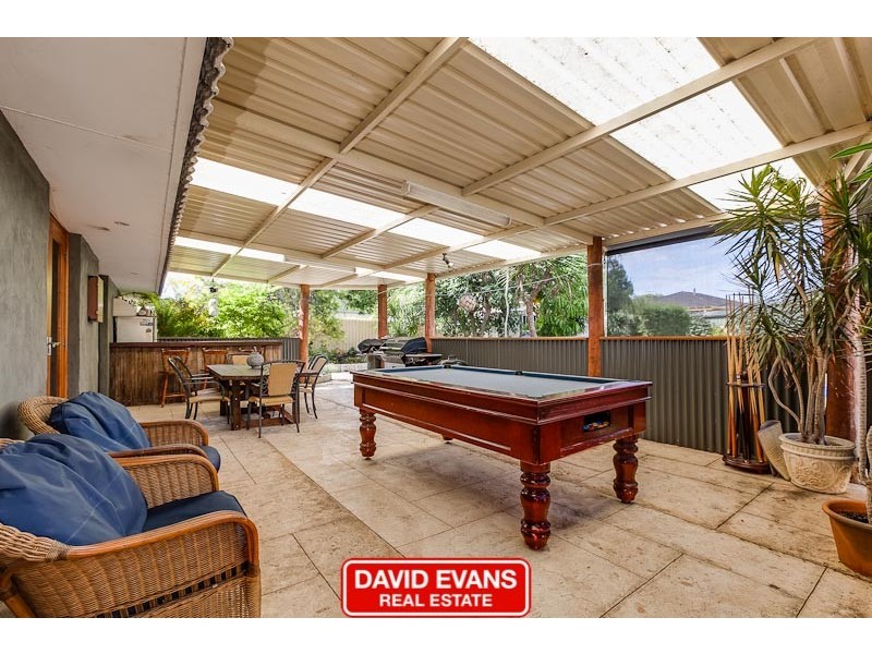 18 Noreena Avenue, Golden Bay WA 6174