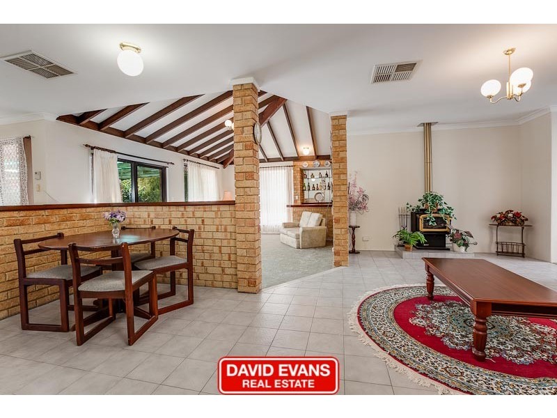 65 Seabrooke Avenue, Rockingham WA 6168