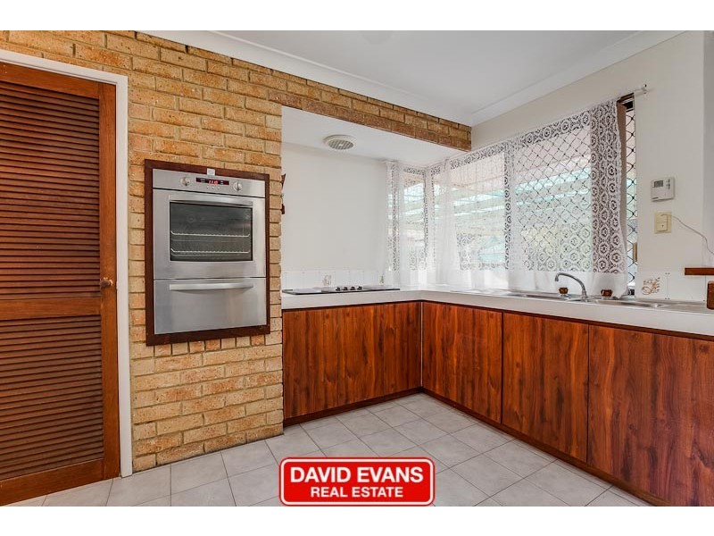 65 Seabrooke Avenue, Rockingham WA 6168