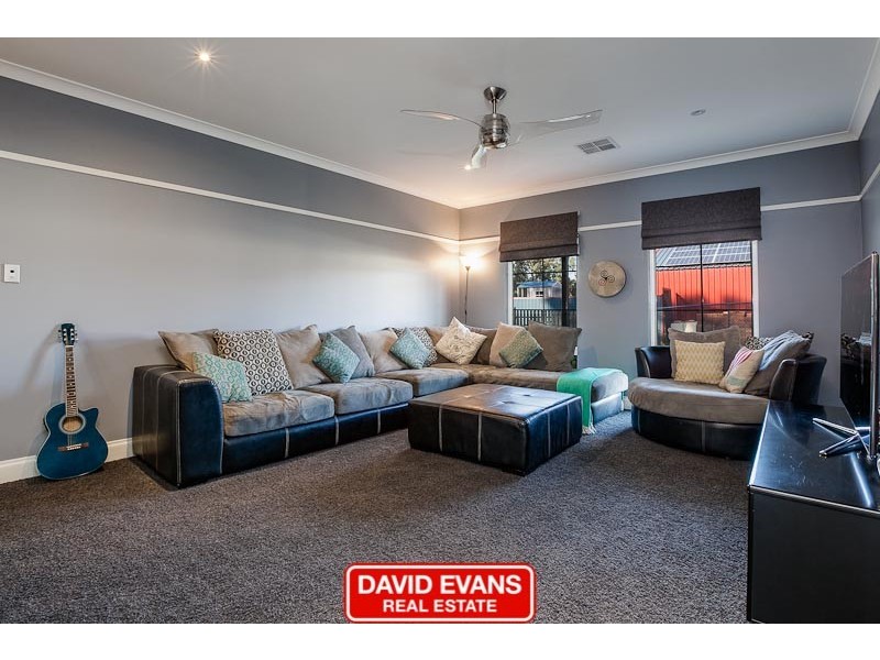 25 Greeson Parkway, Secret Harbour WA 6173