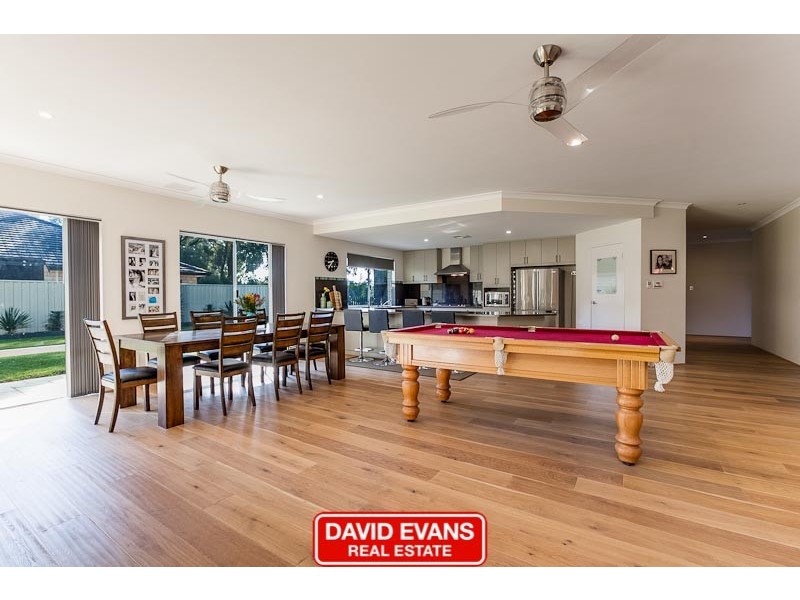 25 Greeson Parkway, Secret Harbour WA 6173