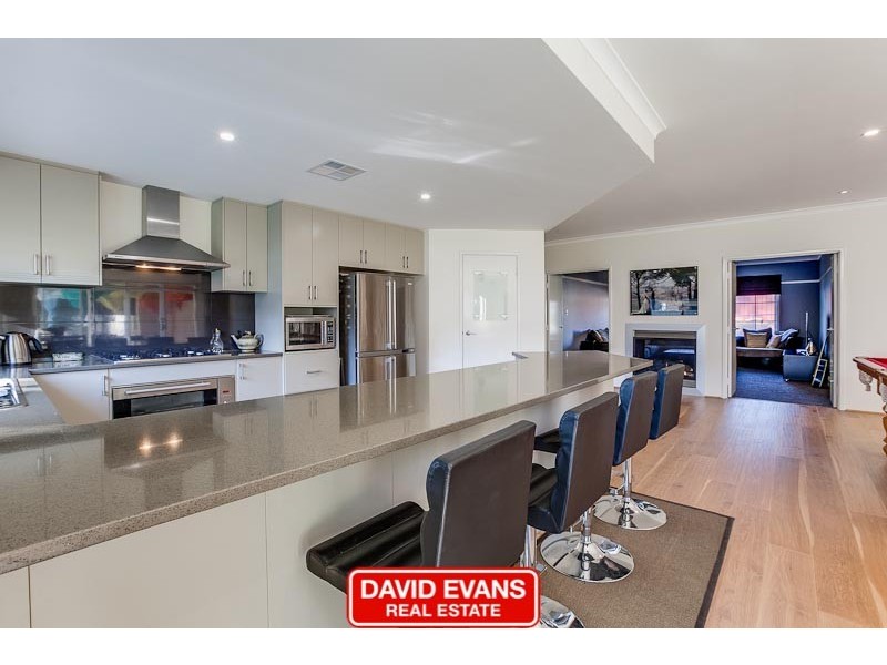 25 Greeson Parkway, Secret Harbour WA 6173