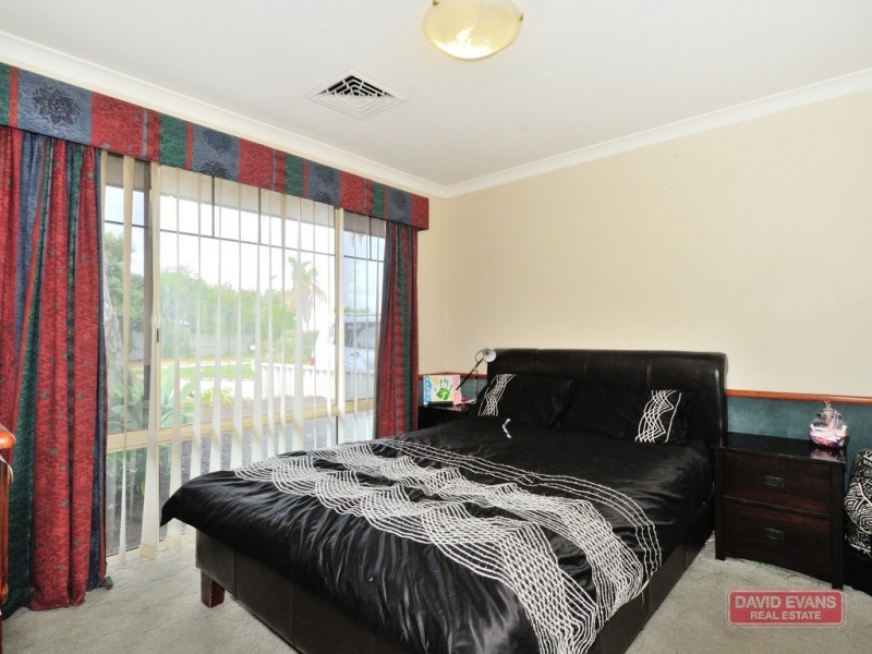 6 Columbus Court, Port Kennedy WA 6172