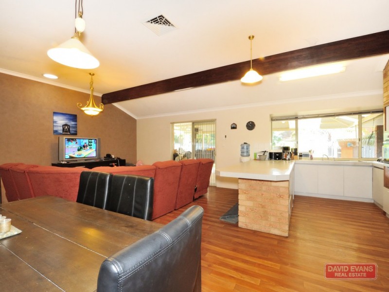 6 Columbus Court, Port Kennedy WA 6172