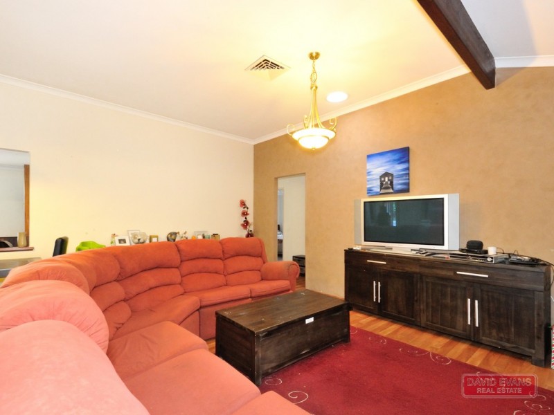 6 Columbus Court, Port Kennedy WA 6172