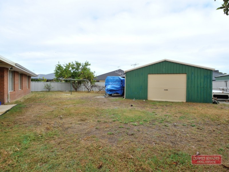 6 Columbus Court, Port Kennedy WA 6172