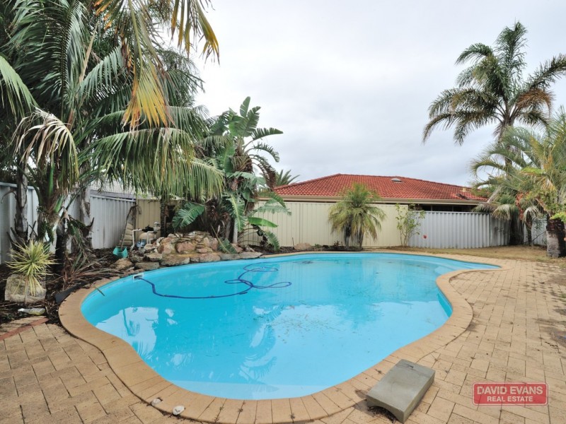 6 Columbus Court, Port Kennedy WA 6172