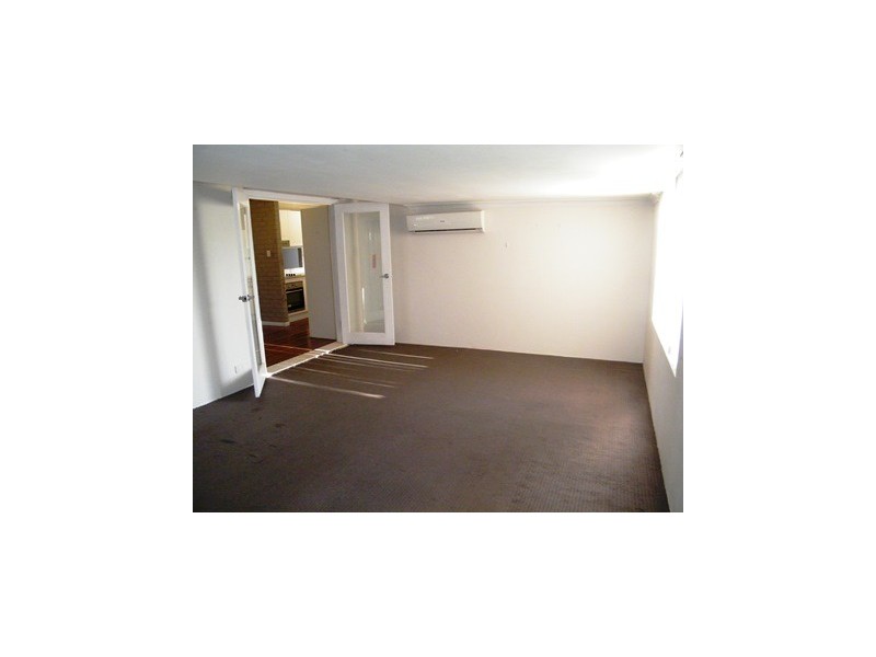 8 Orizaba Place, Rockingham WA 6168