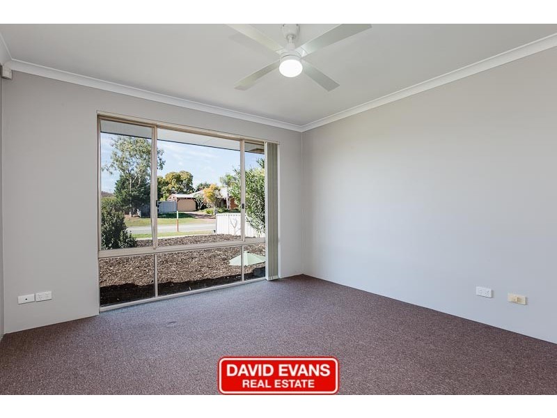 64 The Avenue, Warnbro WA 6169