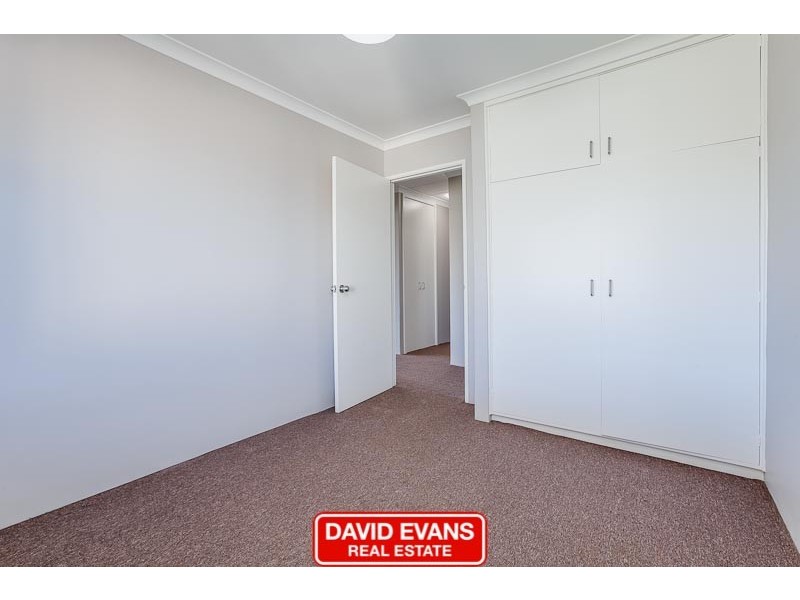 64 The Avenue, Warnbro WA 6169