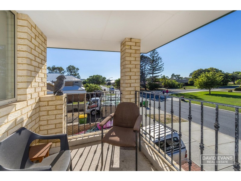 1/26 Thorpe Street, Rockingham WA 6168