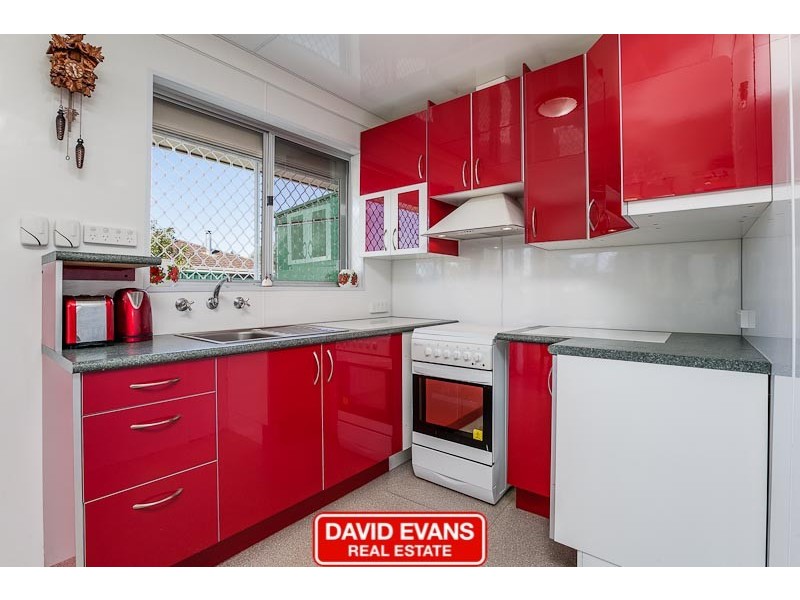 2 Genie Court, Cooloongup WA 6168