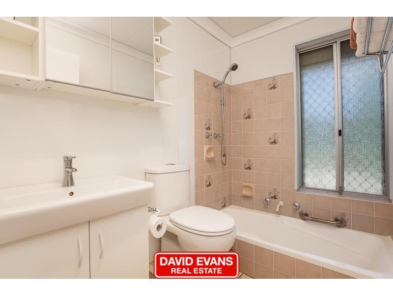 2 Genie Court, Cooloongup WA 6168