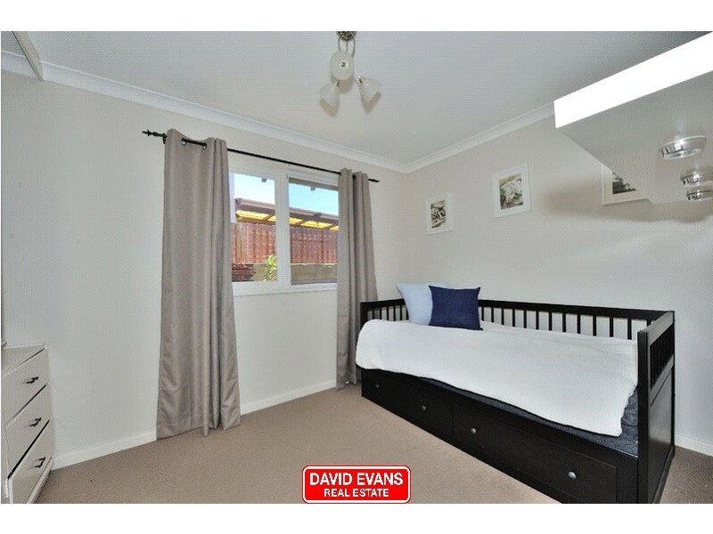 1 Haselmere Circus, Rockingham WA 6168