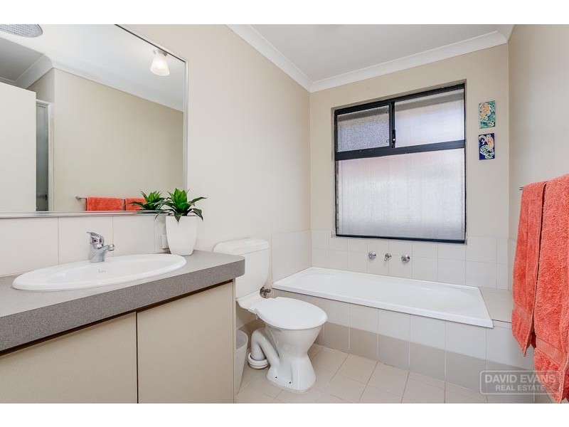 5/6 Bristol Street, Warnbro WA 6169
