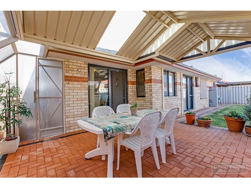 5/6 Bristol Street, Warnbro WA 6169