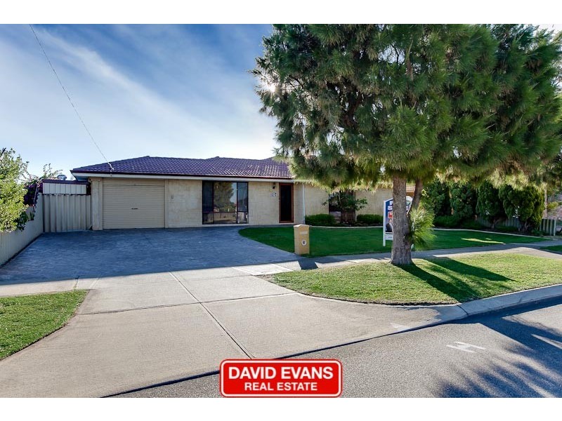 84 June Road, Safety Bay WA 6169