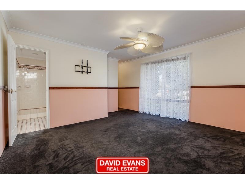 84 June Road, Safety Bay WA 6169