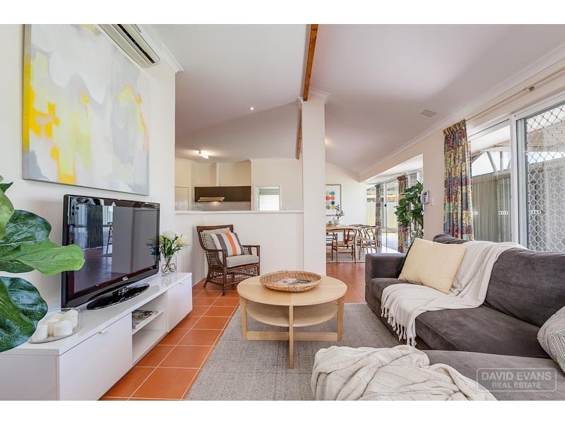 60 Arkwell Avenue, Rockingham WA 6168