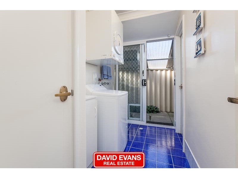 60 Arkwell Avenue, Rockingham WA 6168