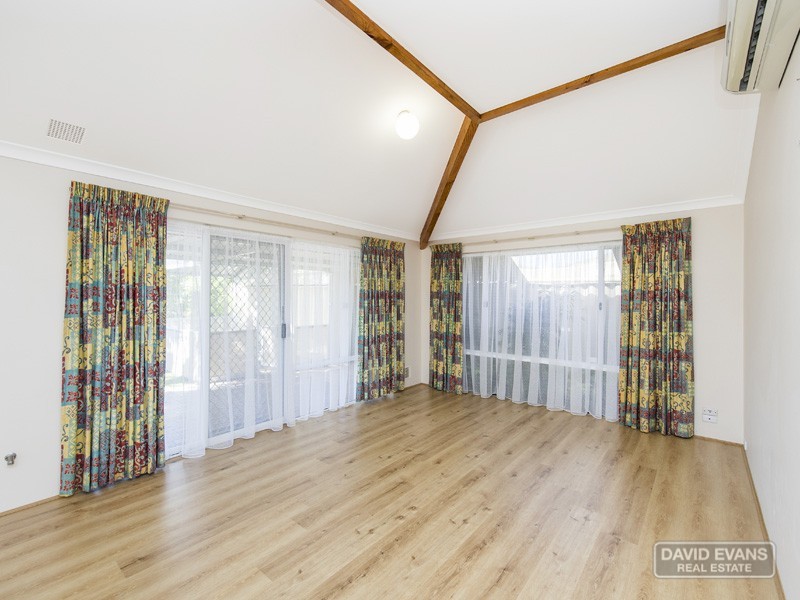 60 Arkwell Avenue, Rockingham WA 6168