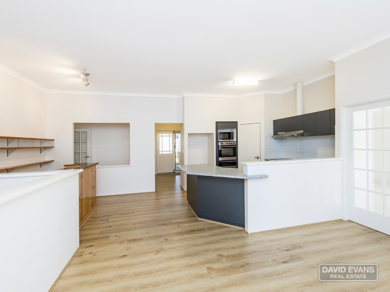 60 Arkwell Avenue, Rockingham WA 6168