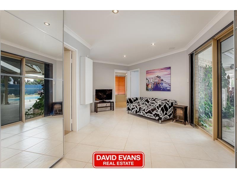 5 Cowrie Court, Waikiki WA 6169