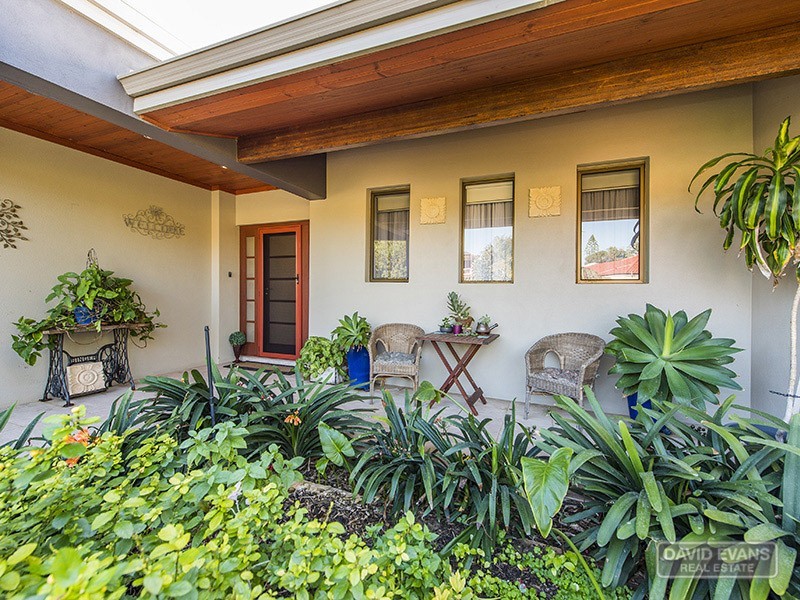 20 Hilda Road, Waikiki WA 6169