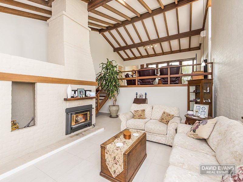 20 Hilda Road, Waikiki WA 6169