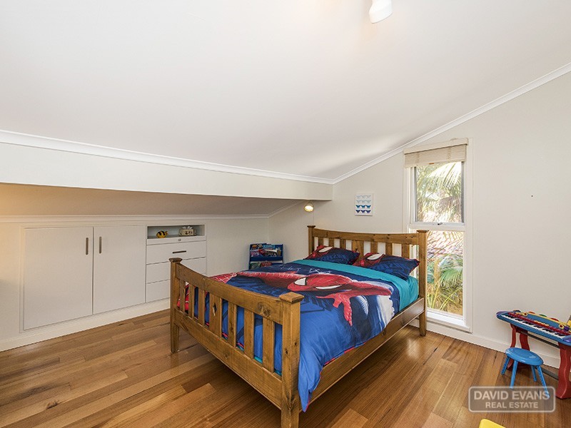 20 Hilda Road, Waikiki WA 6169