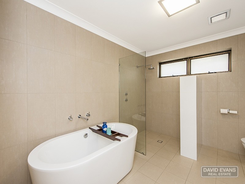 20 Hilda Road, Waikiki WA 6169