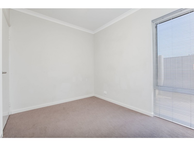 6/1 Lomax Court, Beeliar WA 6164