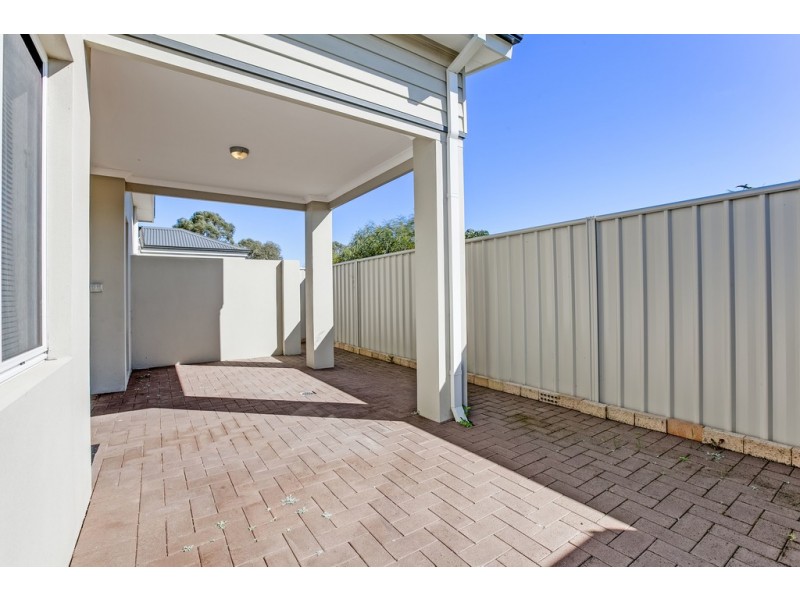 6/1 Lomax Court, Beeliar WA 6164