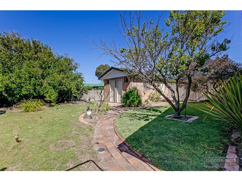 37 Crystaluna Drive, Golden Bay WA 6174