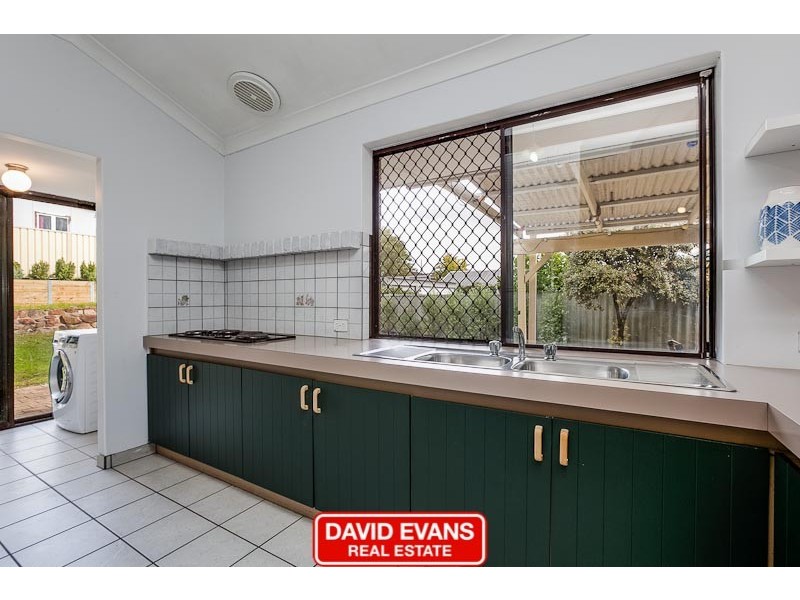 2 Willis Street, Warnbro WA 6169