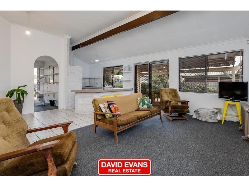 2 Willis Street, Warnbro WA 6169