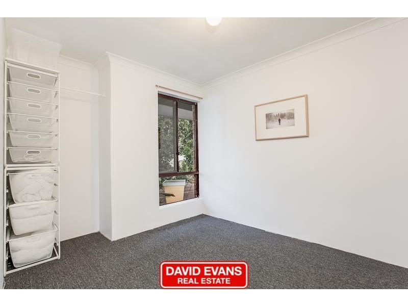 2 Willis Street, Warnbro WA 6169