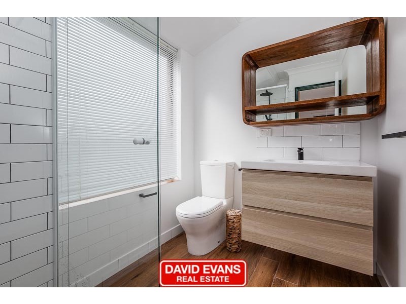 2 Willis Street, Warnbro WA 6169