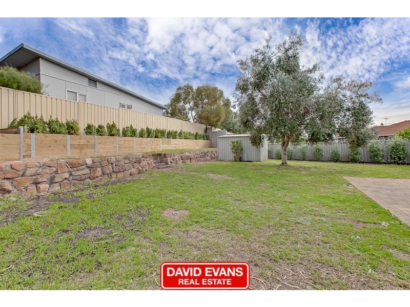 2 Willis Street, Warnbro WA 6169