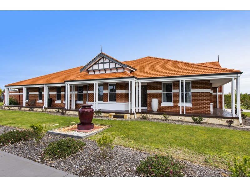 126 Merrit Loop, Jandakot WA 6164